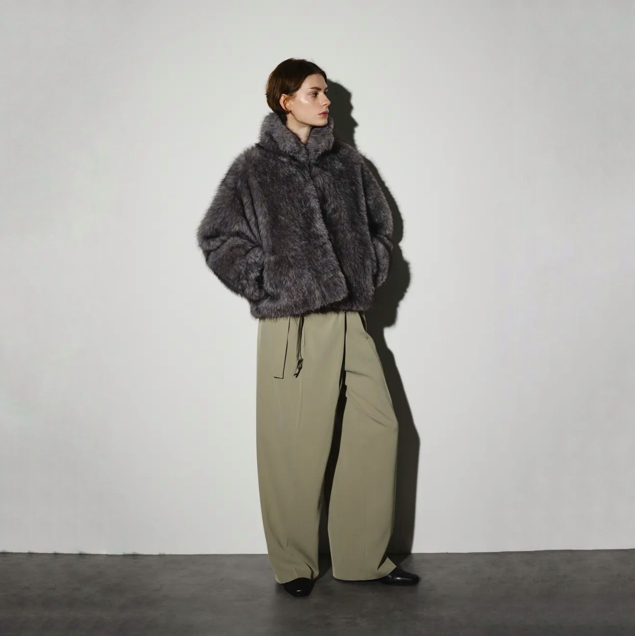 【残り一点】High Collar Faux Fur Jacket