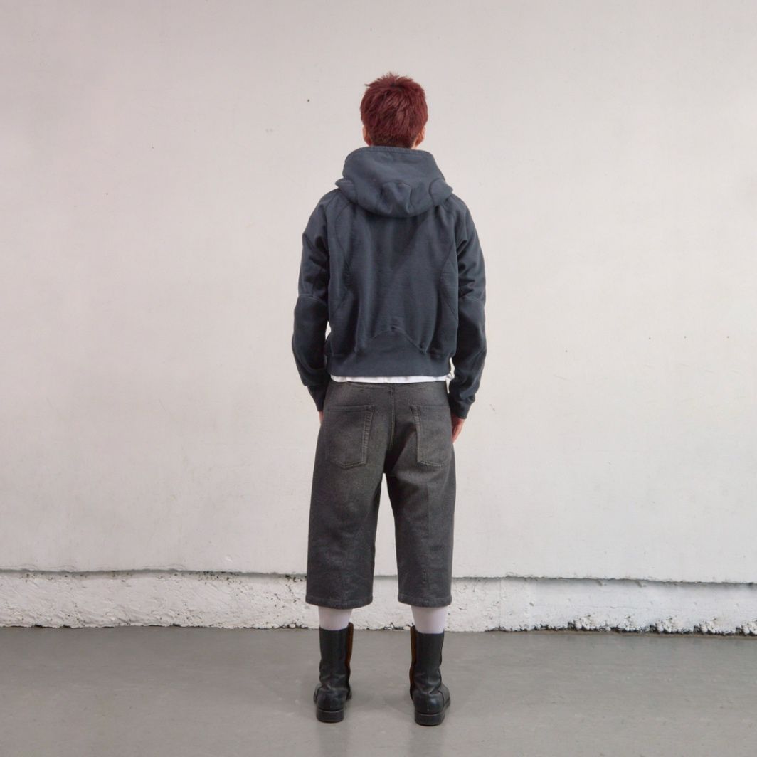 【残りわずか】Paneled Zip Up Hoodie