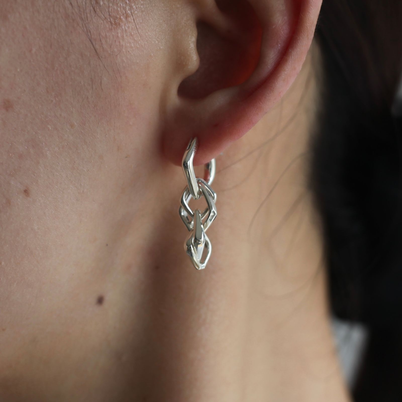 【お取り寄せ注文可能】Diamond Link Chain Pierce