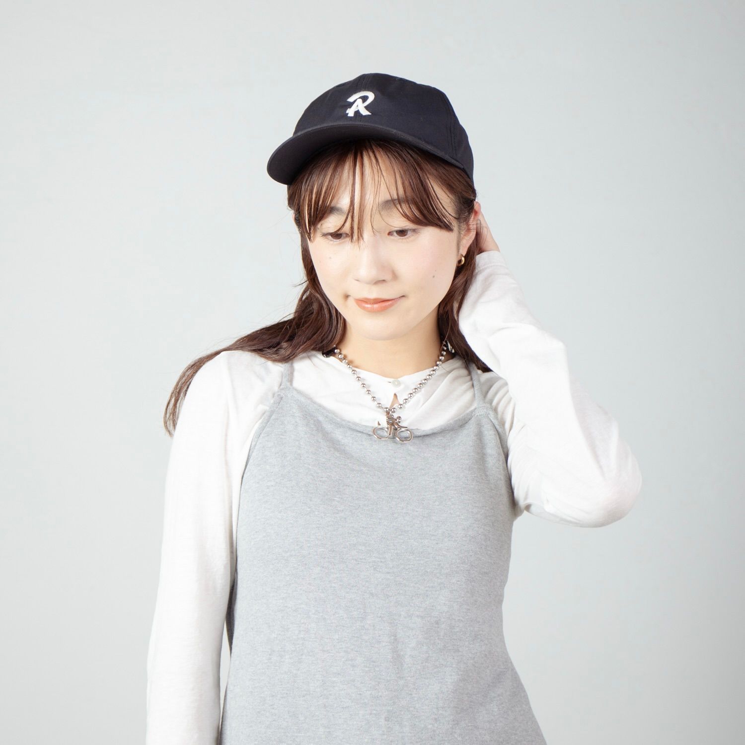 【残り一点】R Embroidery Cap