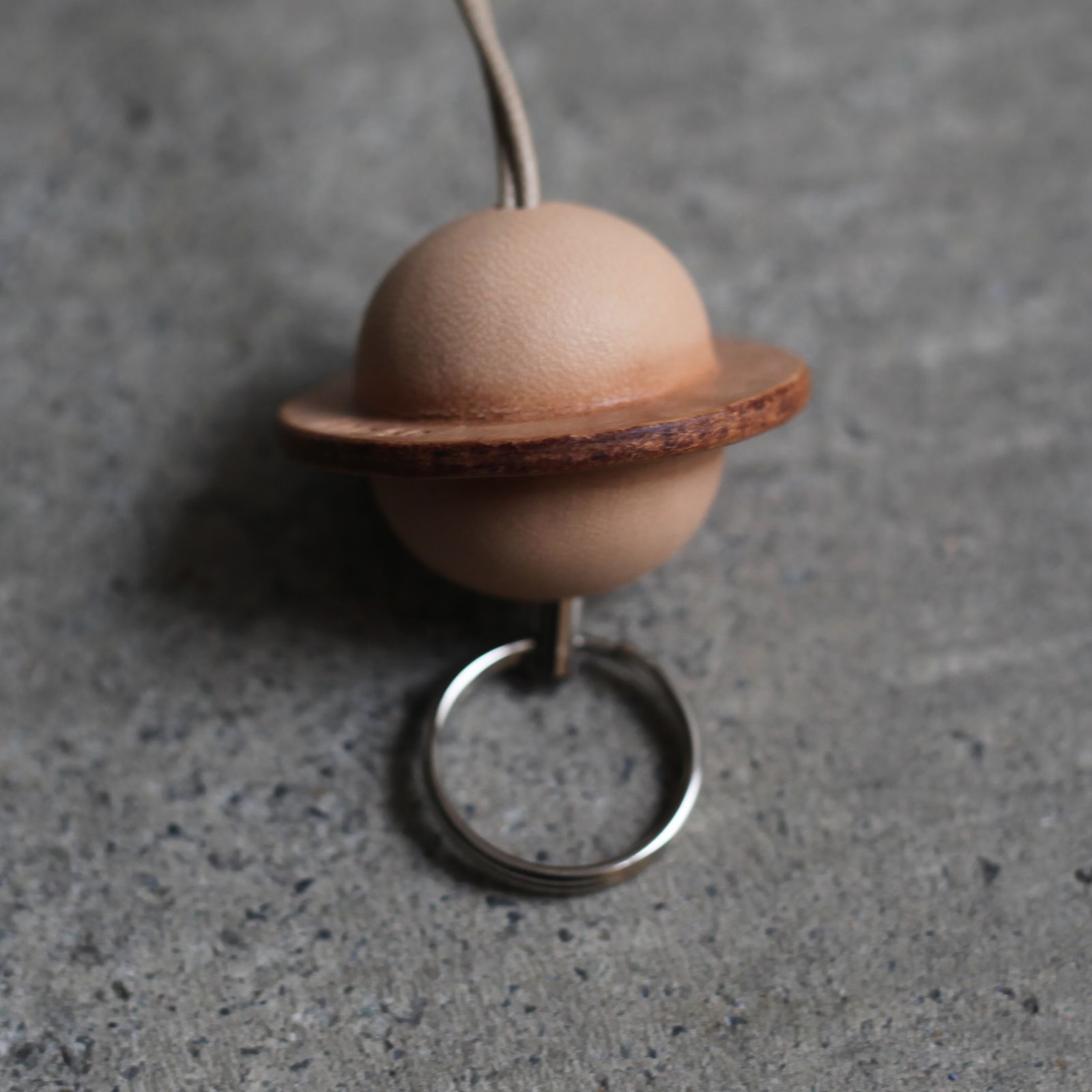 【再販売通知受付可能】Planet Neck Holder
