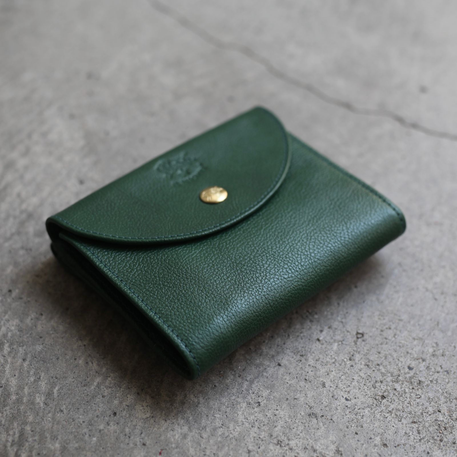 【残り一点】ミディアムウォレット