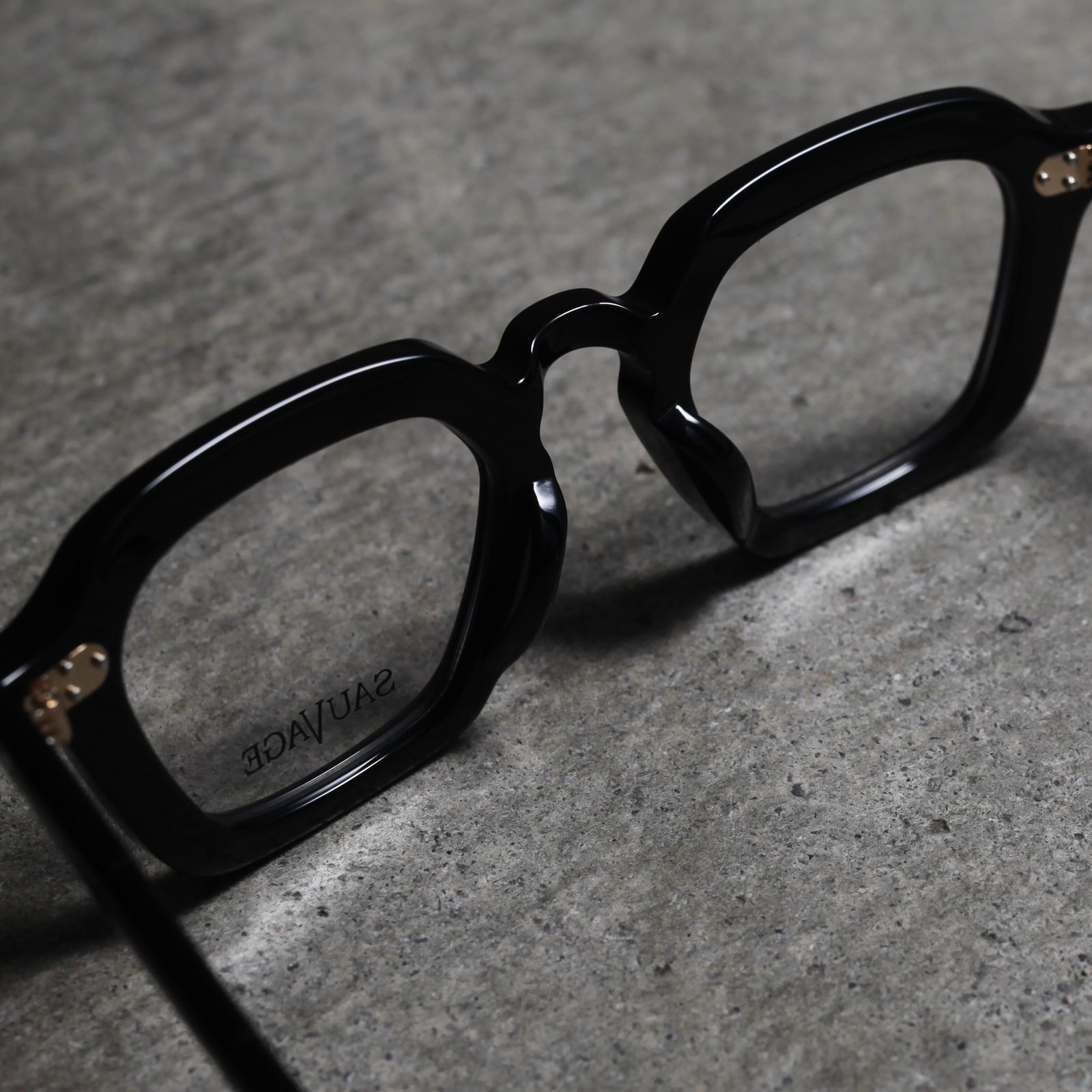 【お取り寄せ注文可能】Voyeur(カスタム商品)