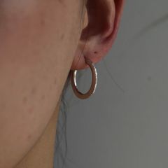 【お取り寄せ注文可能】Thin Rain Pierce (CATCHLESS_SILVER）