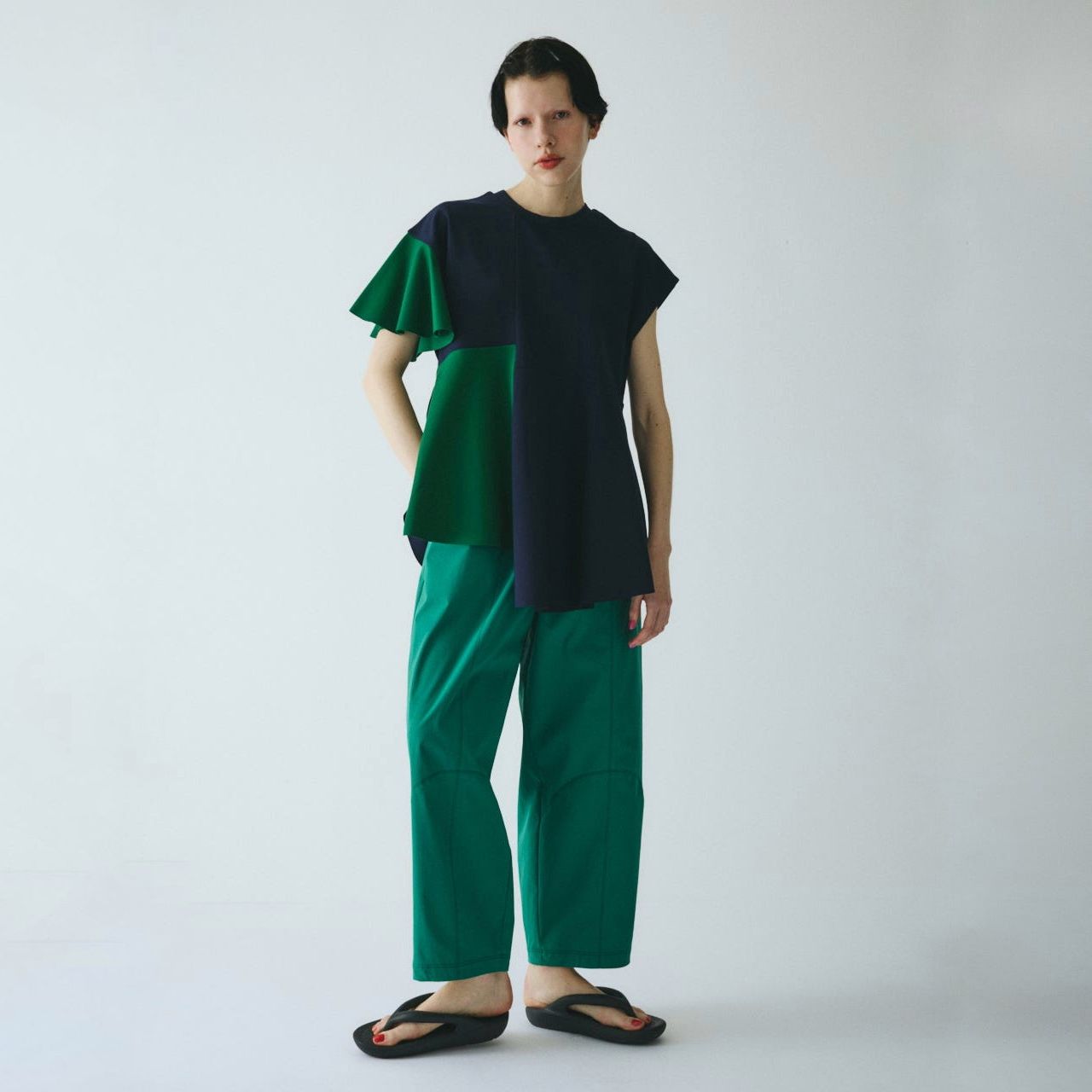 【残り一点】Cropped Ponte Tops