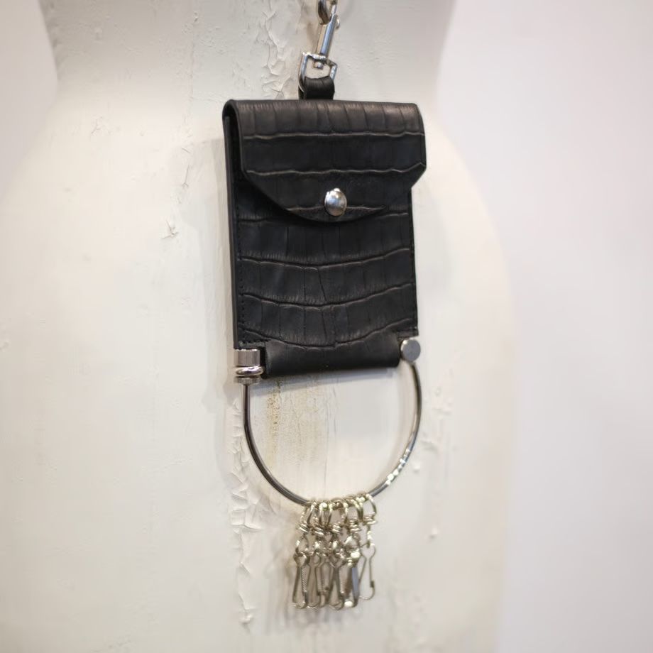 【お取り寄せ注文可能】Keyring Neck Porch(CROCODILE EMBOSS)