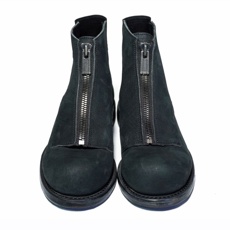 レザー種類 : FILLED STEER (BLACK)
※商品ページ画像のレザー及び、仕様はサンプルとしてご覧ください。