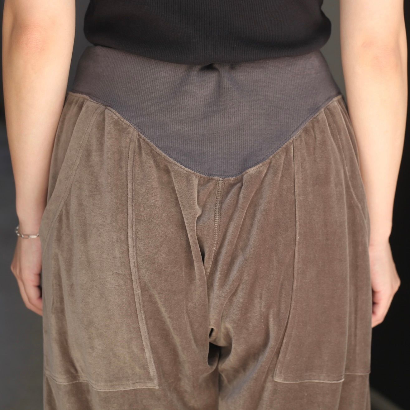 【残り一点】Velour 3D Twisted Lounge Pants