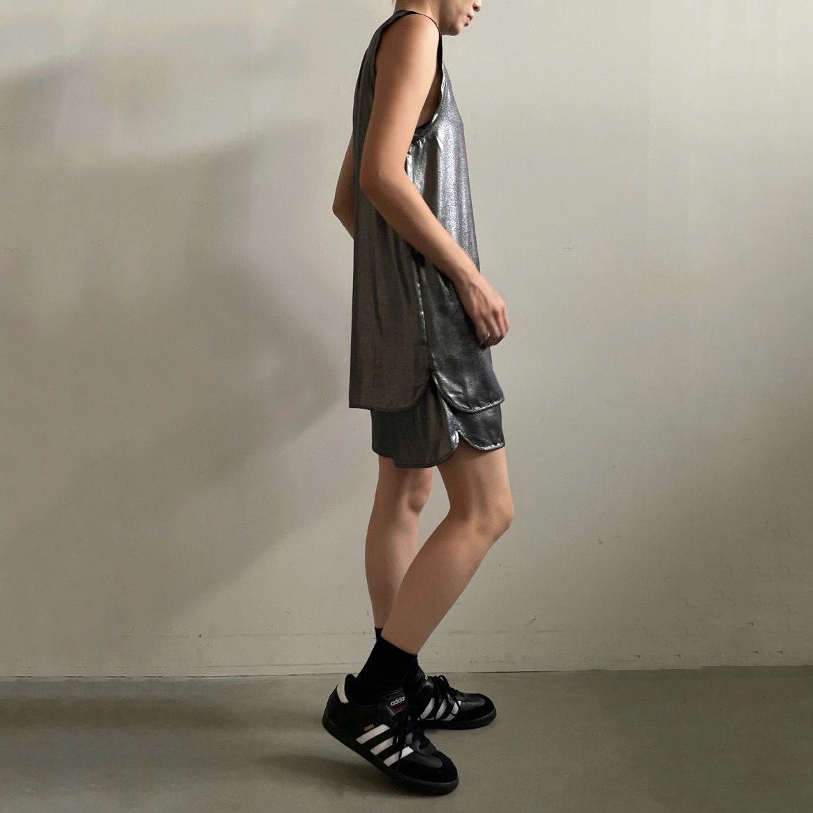 【残り一点】Glitter Minimal Tank Top