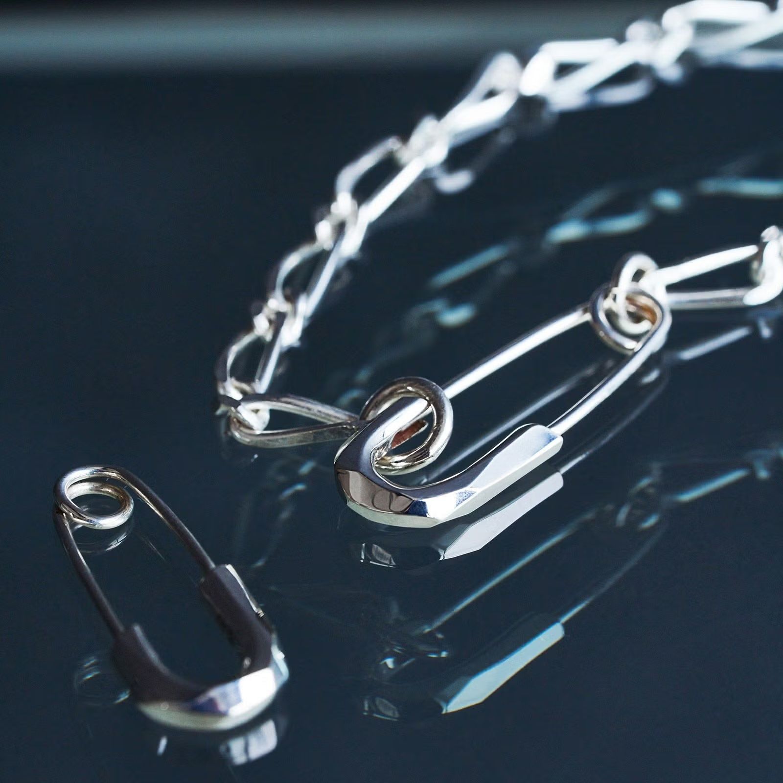 【お取り寄せ注文可能】Sefety Pin Pierce