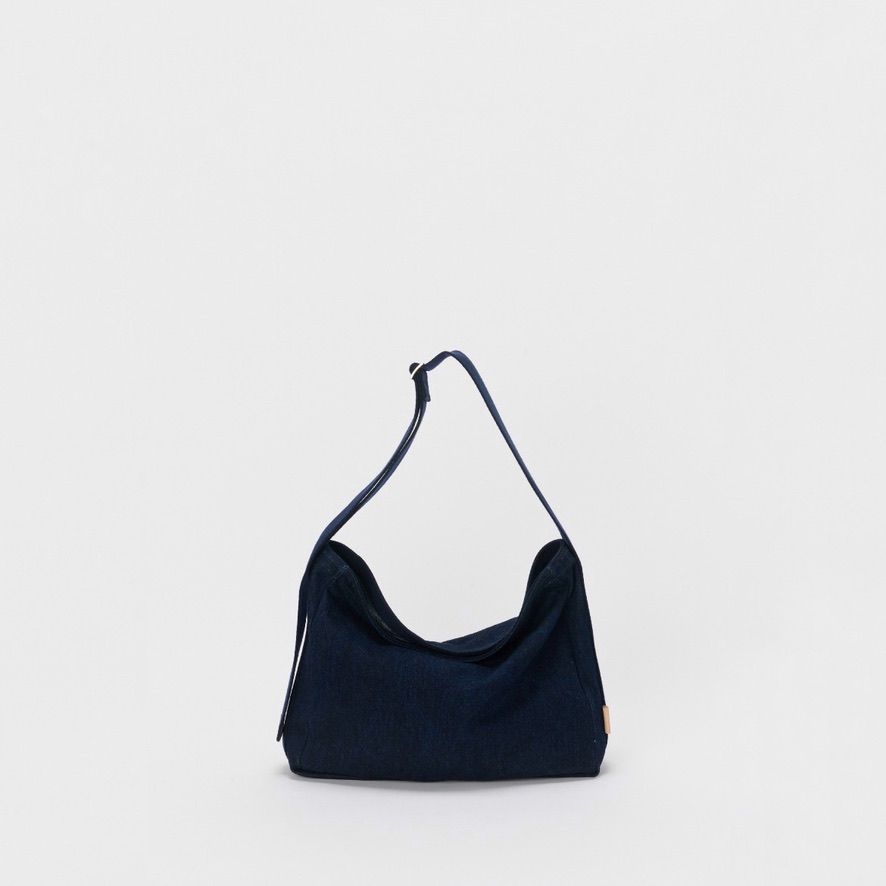 【美品】Y's Leather square shoulder bagマチ14cm