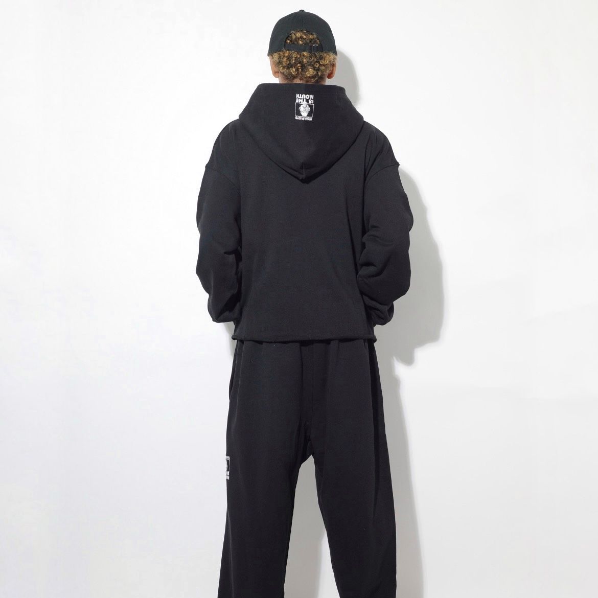 【残り一点】Cut Off Wide Zip Sweat Hoodie