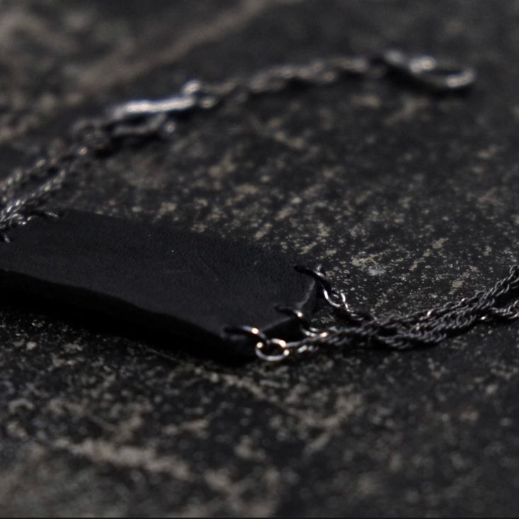 【お取り寄せ注文可能】Leather Plate Bangle