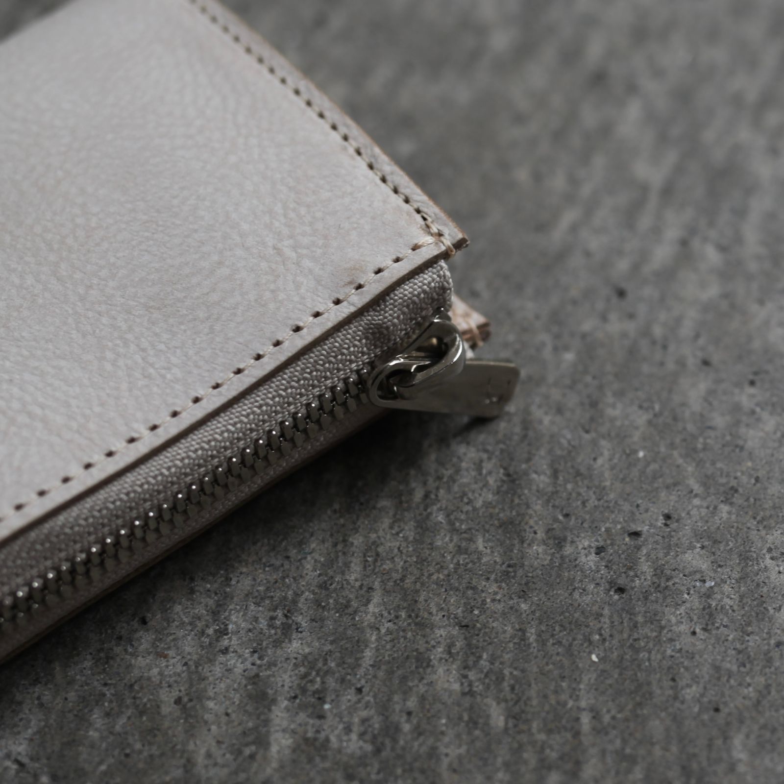 【残り一点】L Wallet(IVORY)