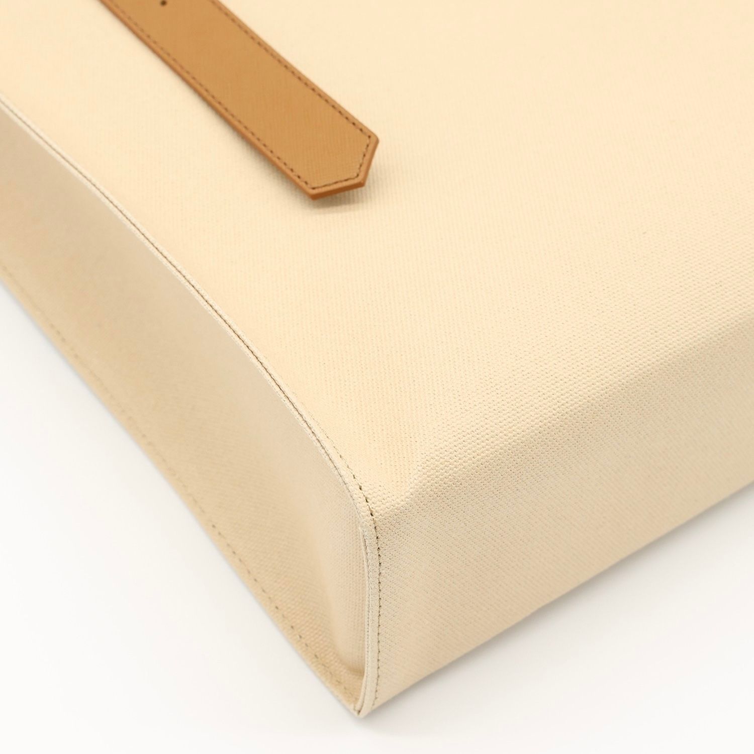 【残り一点】Leather Flap Adjustable Belt Canvas Tote