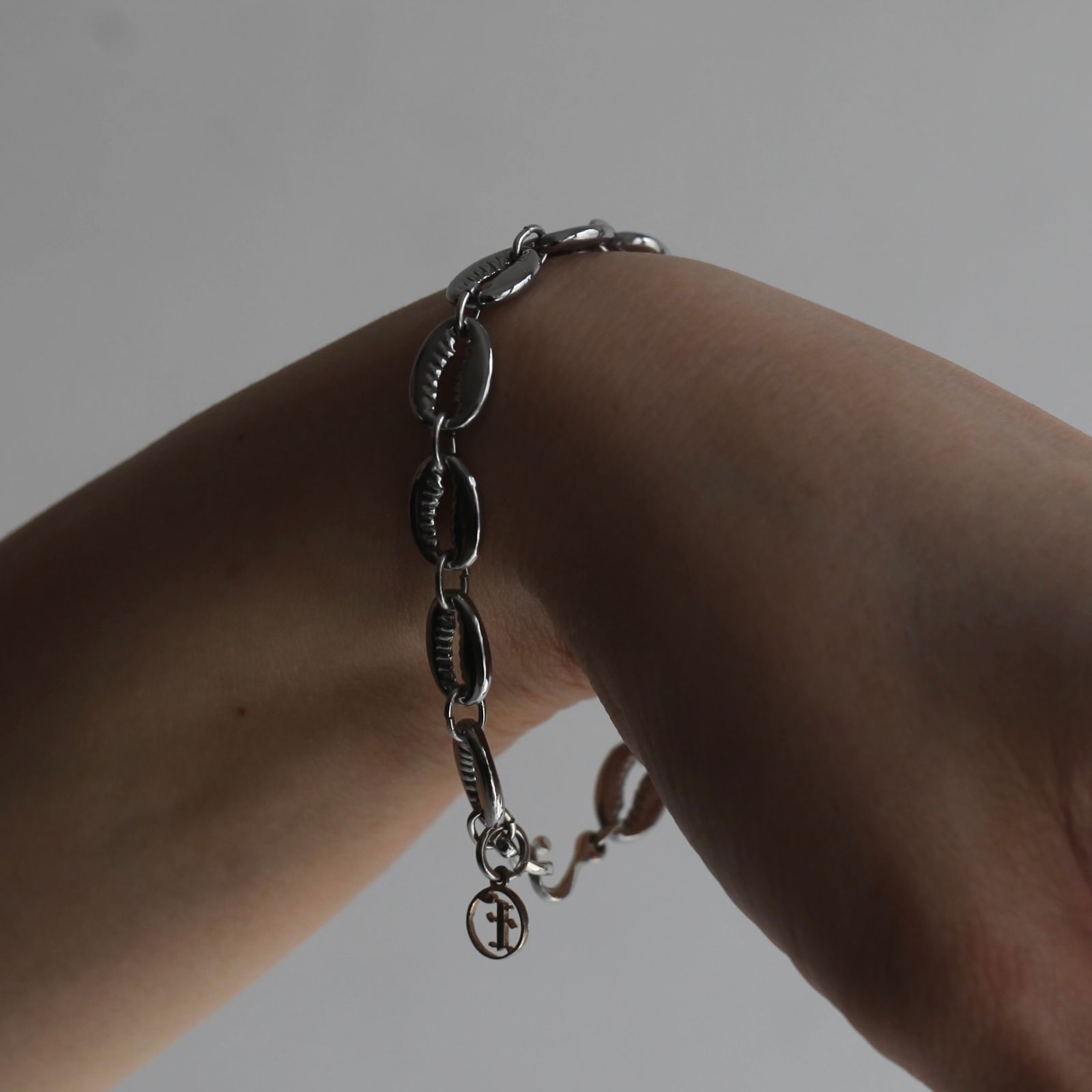 【残りわずか】Shell Bracelet