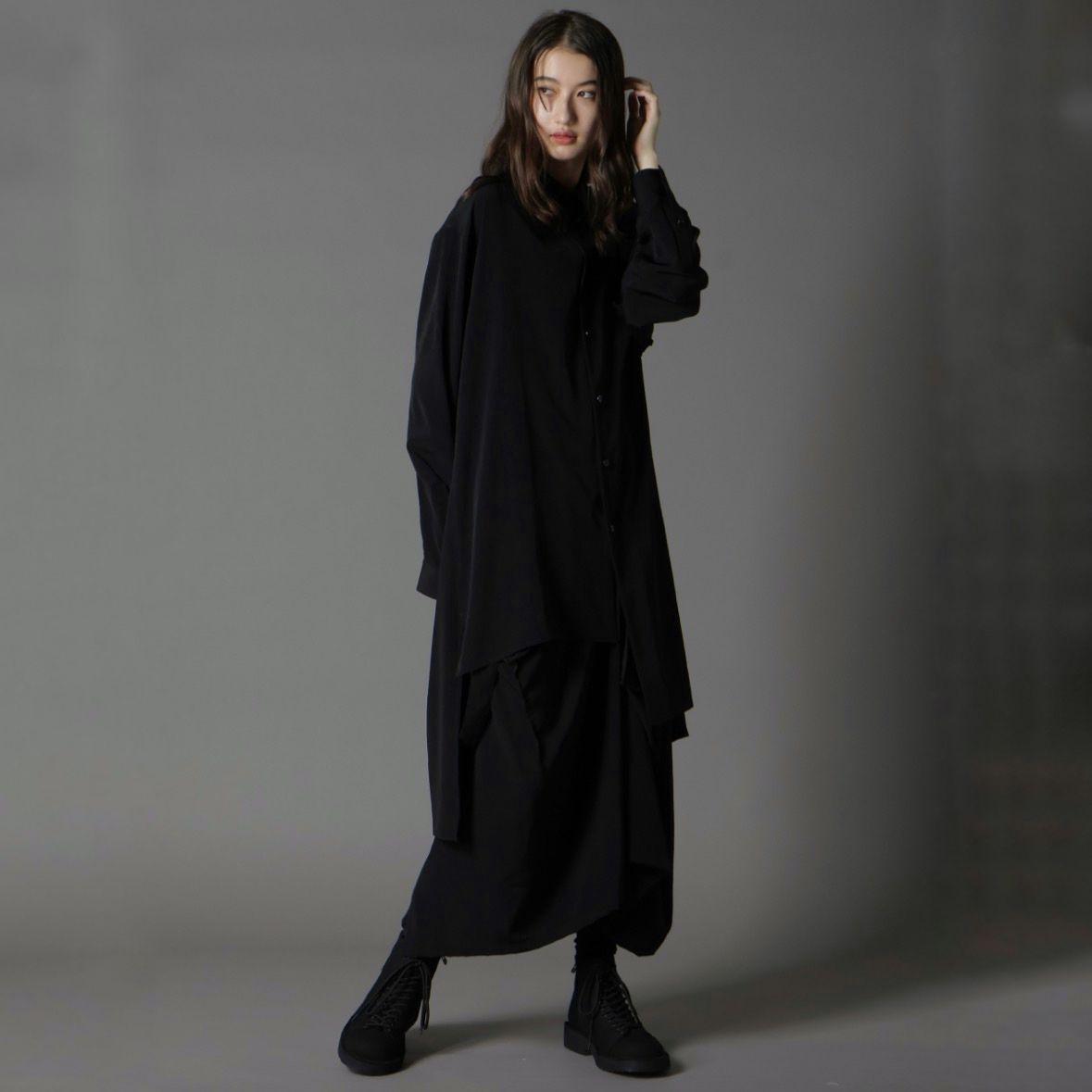 【残り一点】Asymmetry Shirt