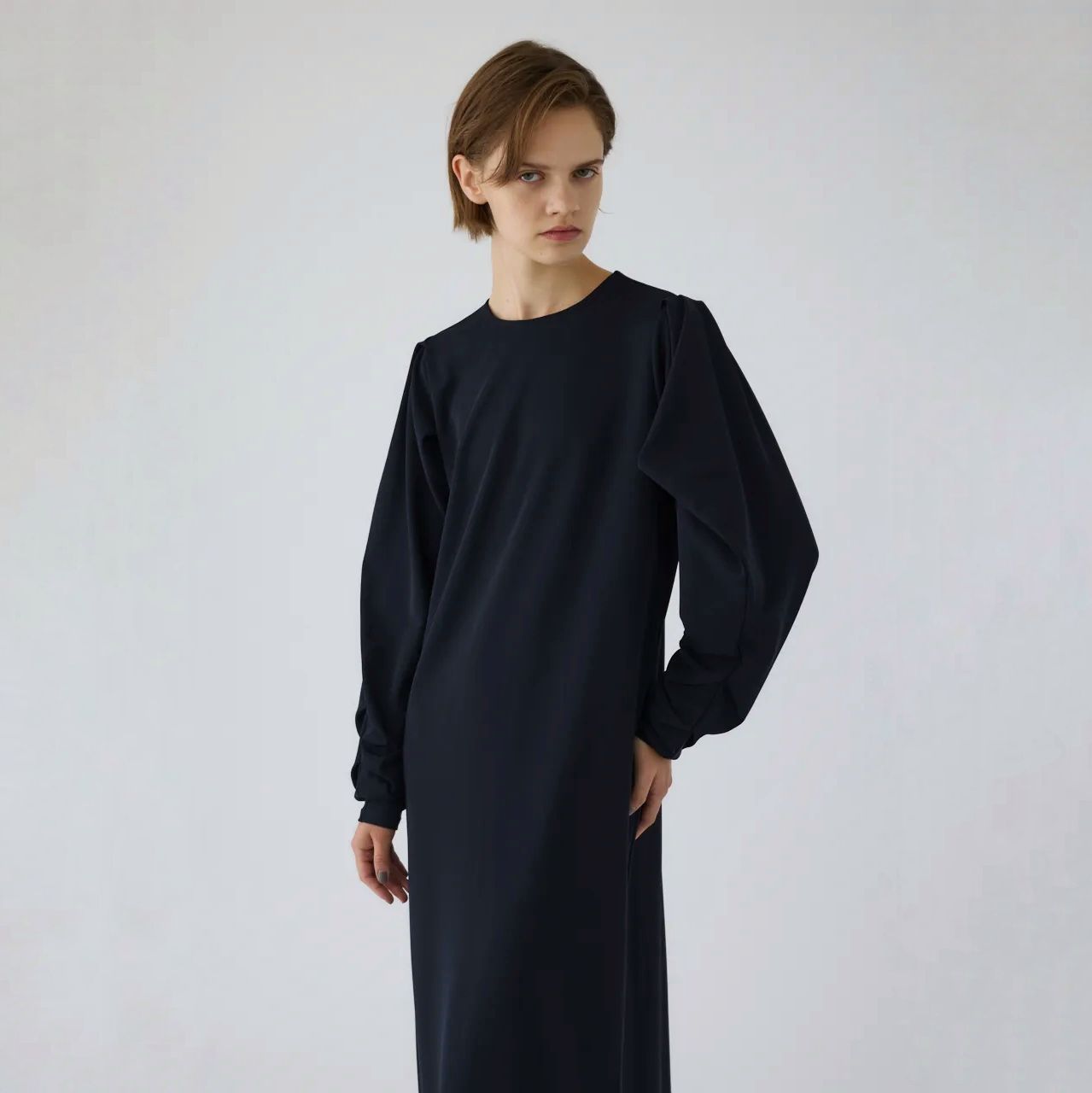 【残り一点】Drape Sleeve Cut Dress