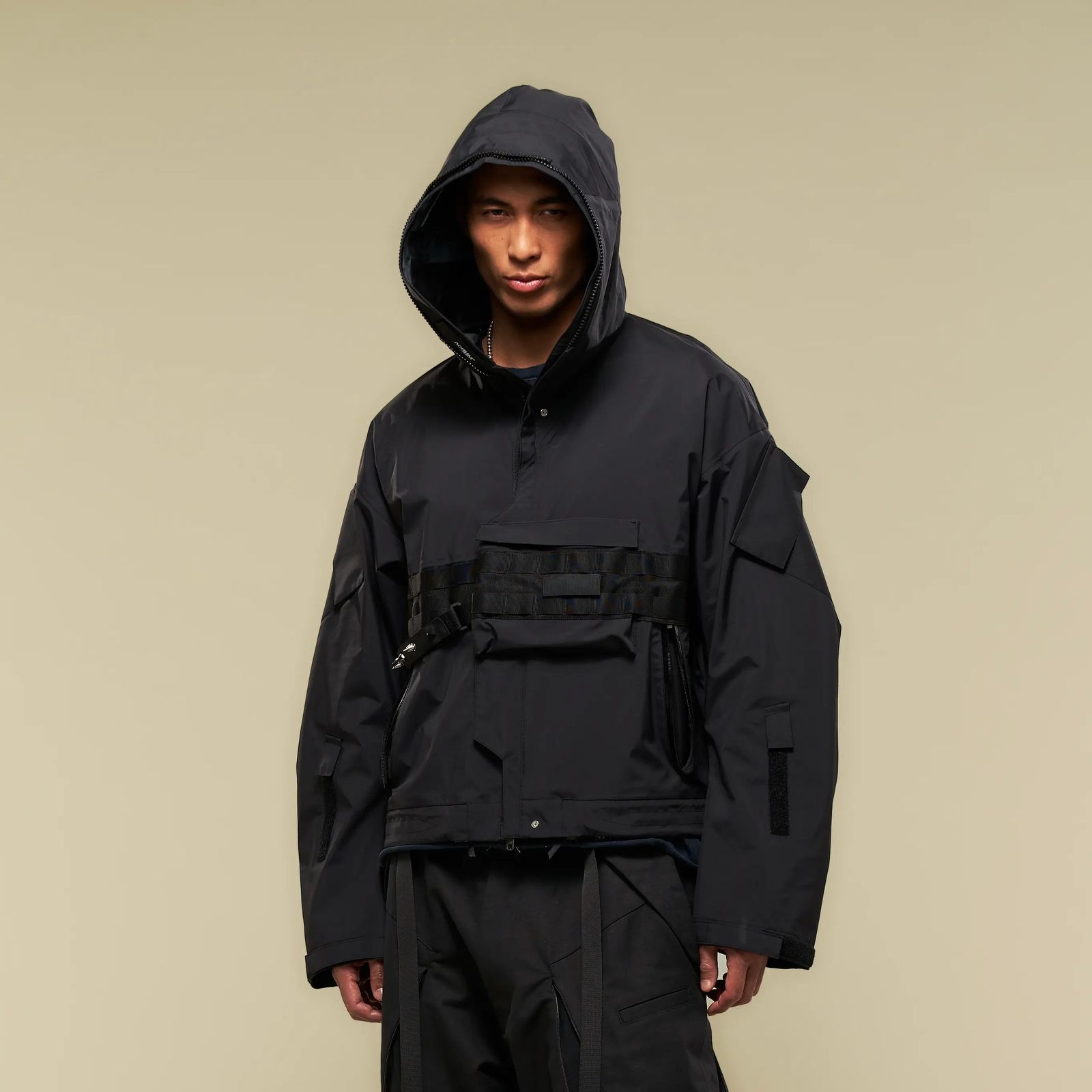 ACRONYM Tecsys Hoodie Jacket マウンテンパーカー ACRONYM - 【残り一点】Tecsys Hoodie Jacket | ACRMTSM ONLINE
