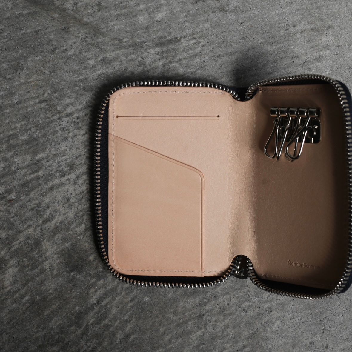 【残り一点】Zip Key Purse(NAVY)