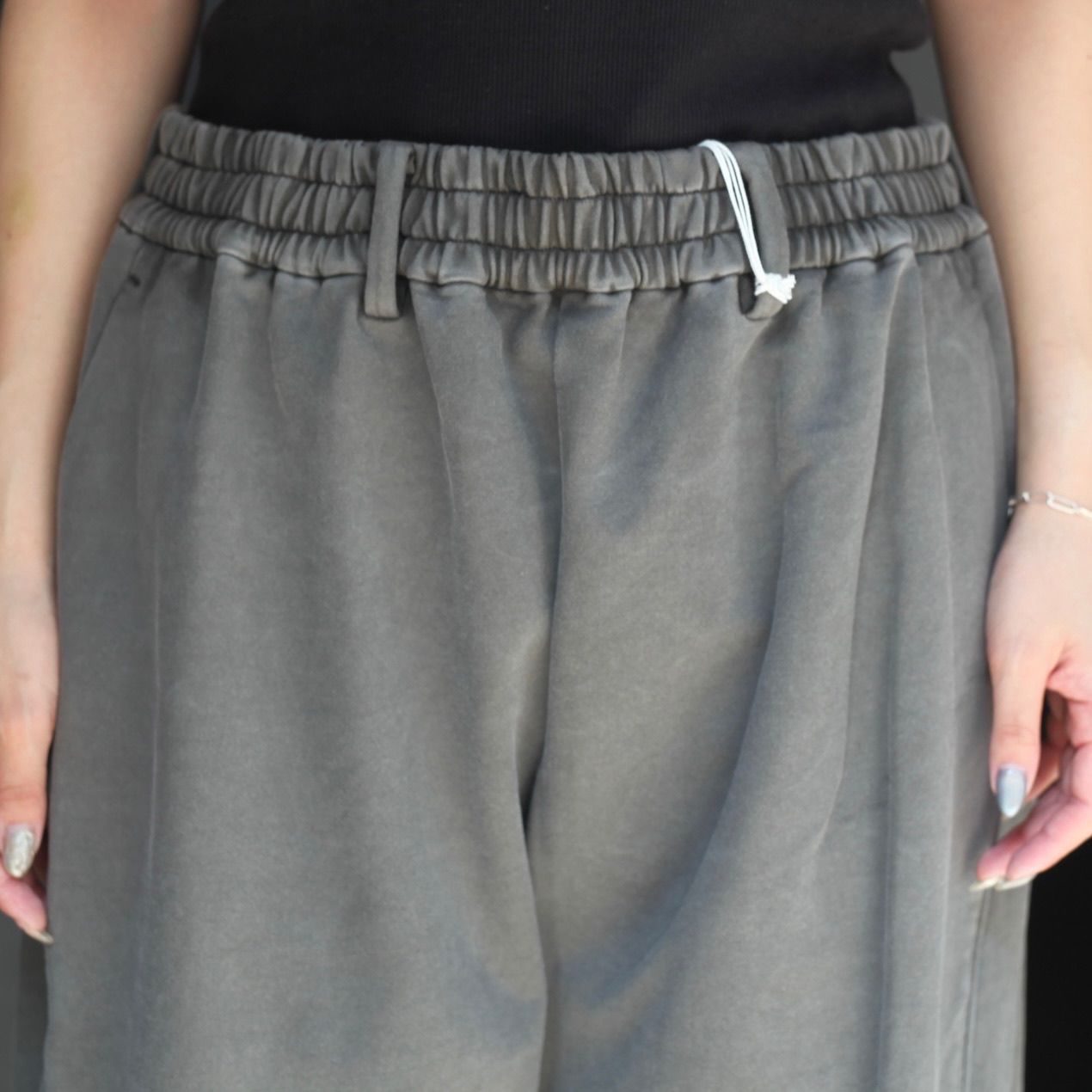 【残り一点】36G Fine Sweat Draping Easy Pants