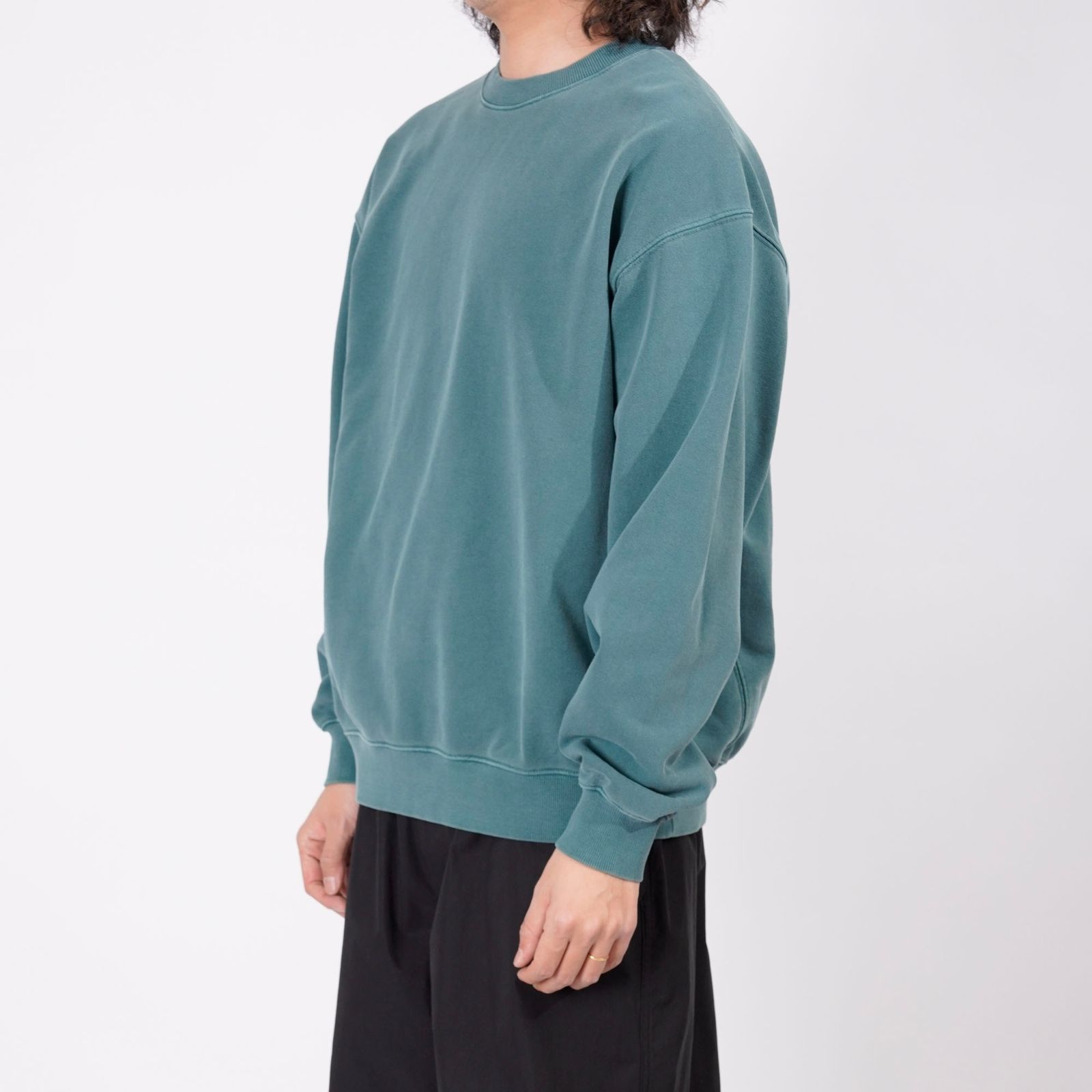 【残り一点】Pigment Crew Neck Sweat