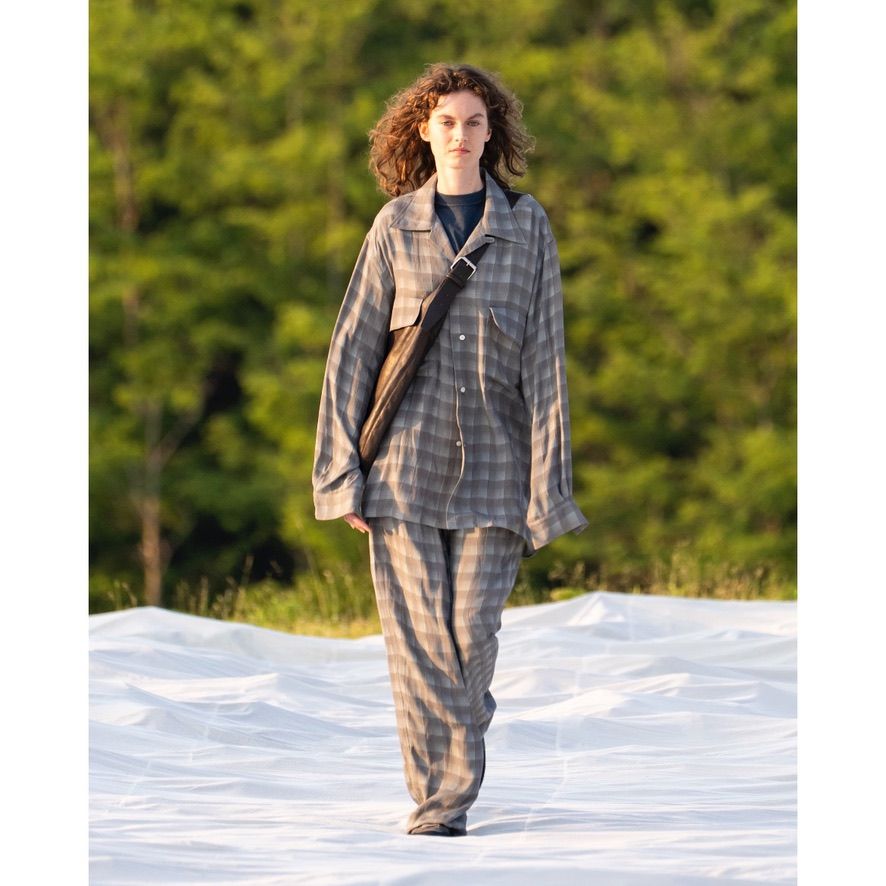 【残りわずか】Calf Leather Circle Bag