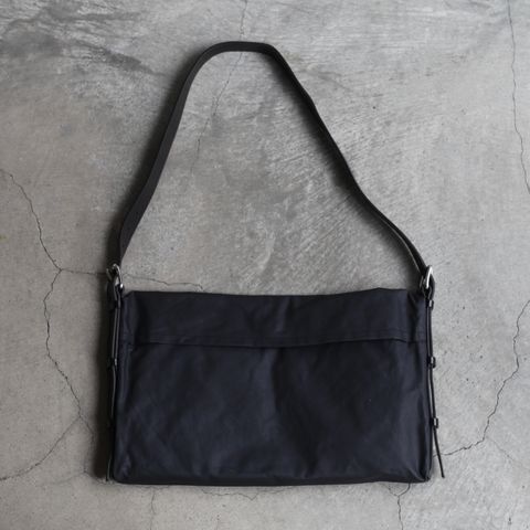 【残りわずか】Trench Pocket Small Bag