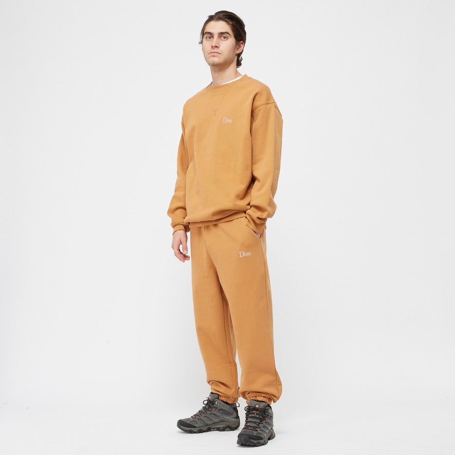 【残りわずか】Classic Small Logo Crewneck