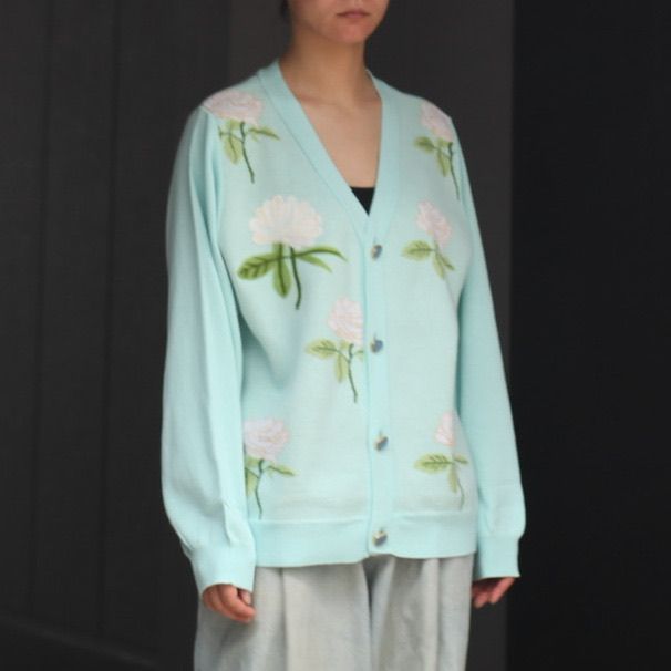 【残りわずか】Rose Jacquard Knit Cardigan - M