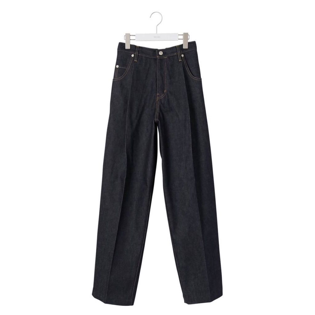 小さく畳んで発送致します新品未使用　NEONSIGN  wide denim slacks サイズ46