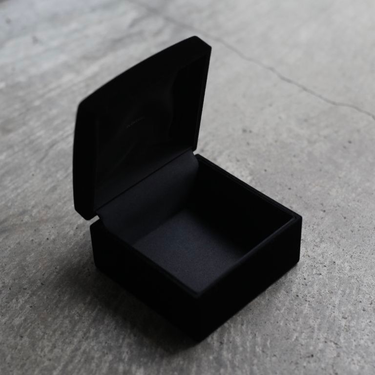 SUGARHILL - 【残り一点】Oval Buckle Studed Bangle(GOLD) | ACRMTSM 