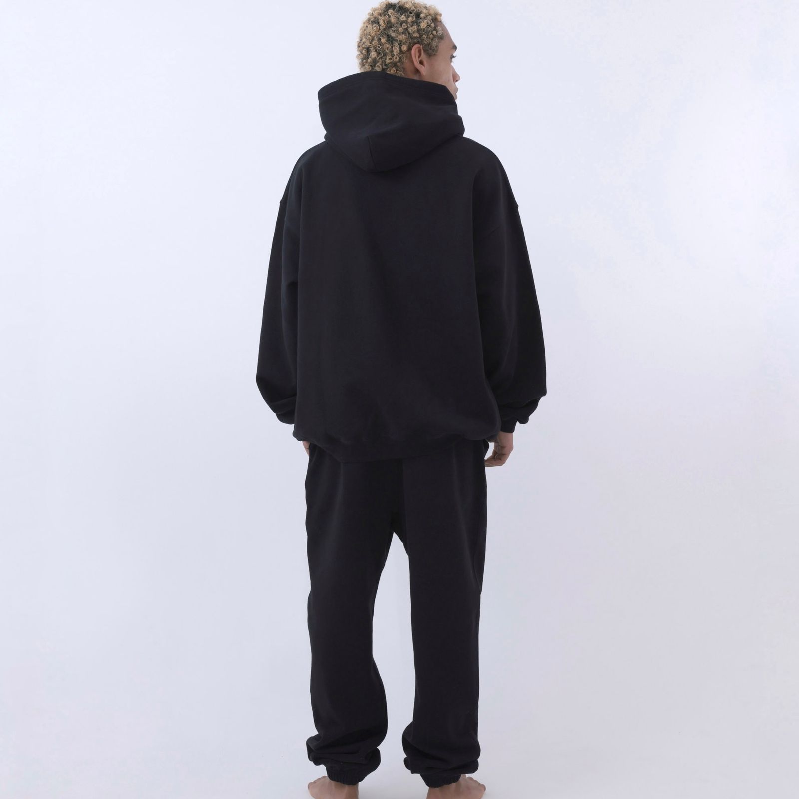 【残り一点】Sweat Hoodie
