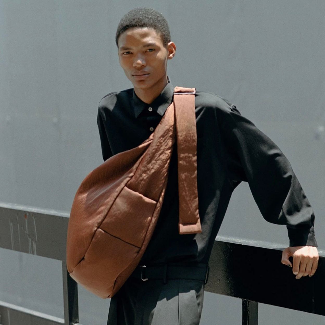 【残り一点】Annie Puffer Big Moon Bag(CERATO BRIGHT)