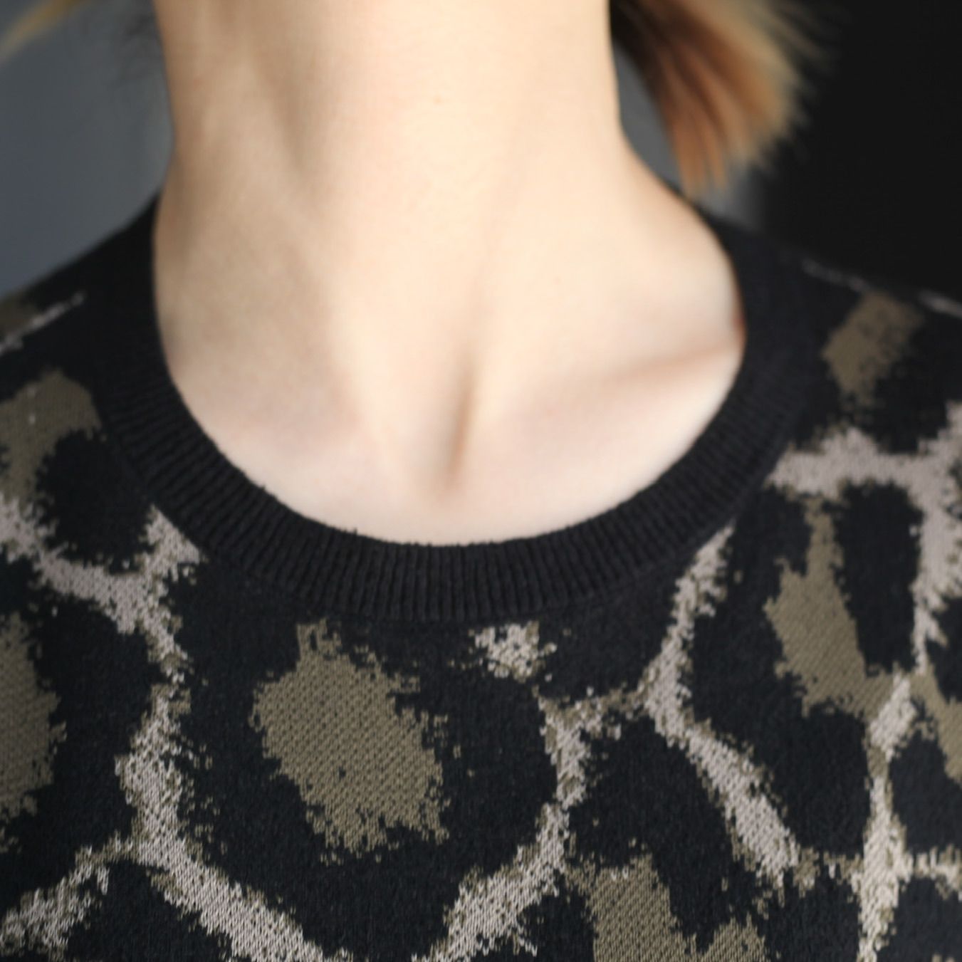 LAD MUSICIAN - 【残り一点】Polyester WJQ Leopard Pullover