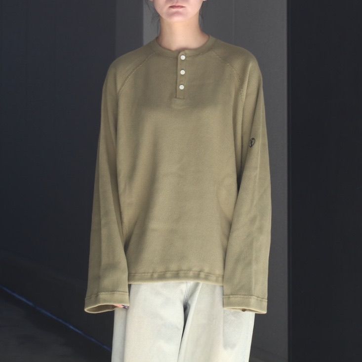 【残り一点】Lazy Thermal Henley Neck