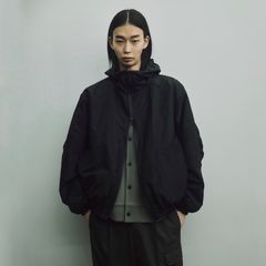 【残りわずか】Pure Silk Tafta Shirred Zip Hood Jacket