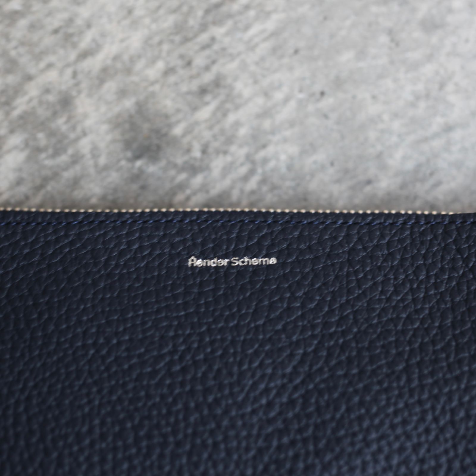 【次回入荷6月中旬予定】Pouch_M(NAVY)