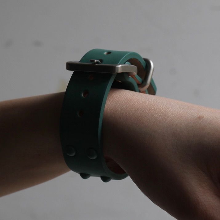 【残り一点】Herrie Studs Bangle(THUG)