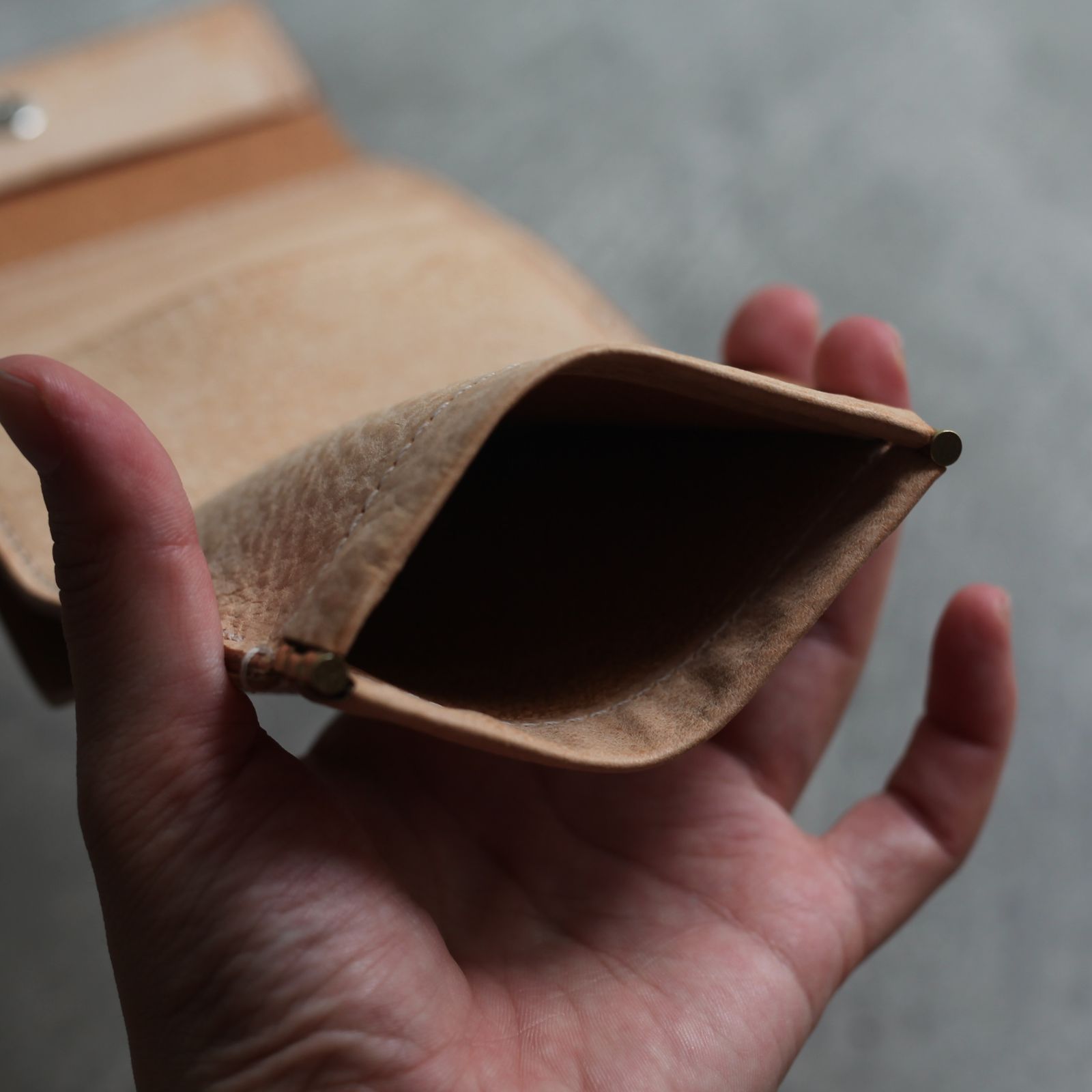 【再販売通知受付可能】Clasp Wallet(NATURAL)