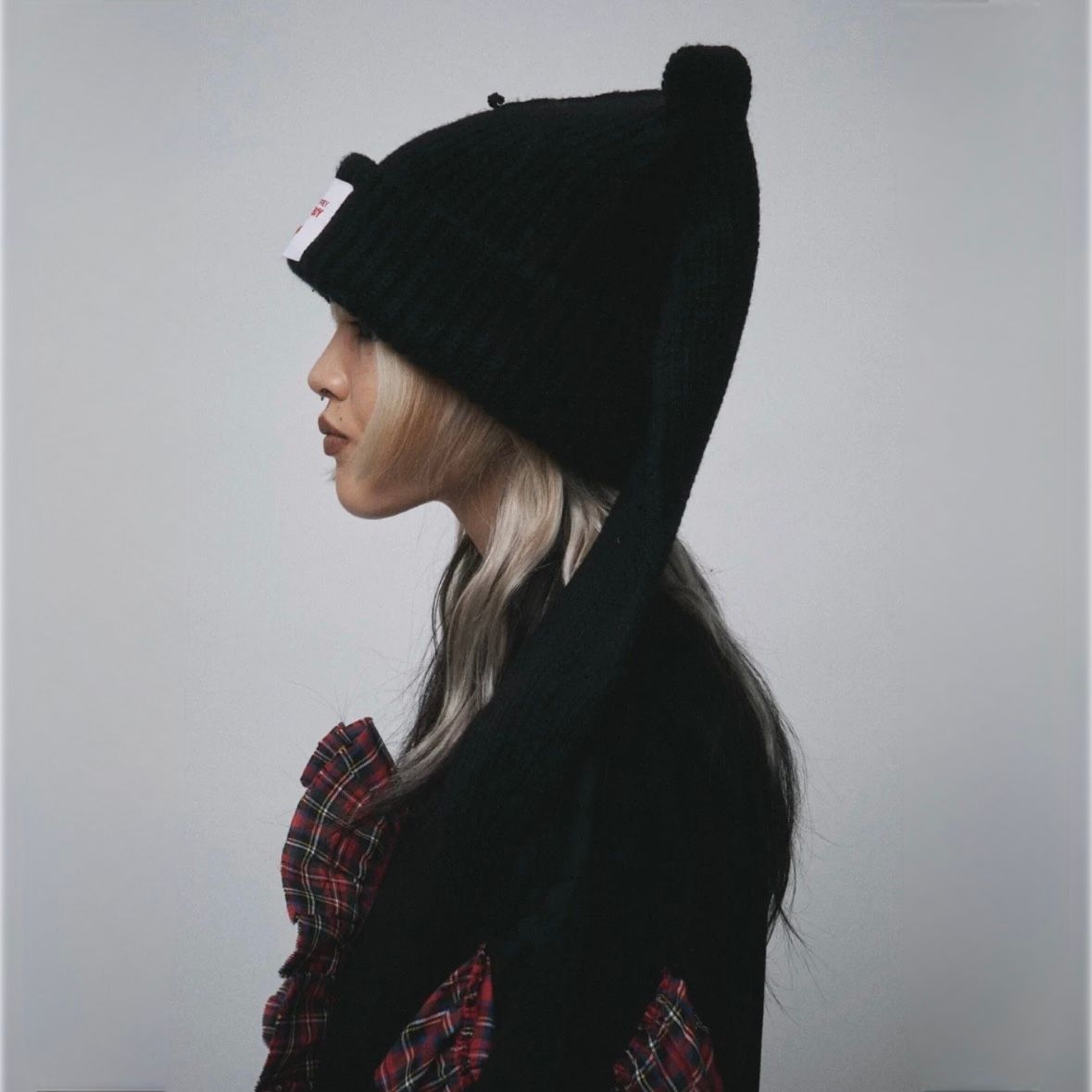 【残り一点】Supersized Chunky Rabbit Beanie