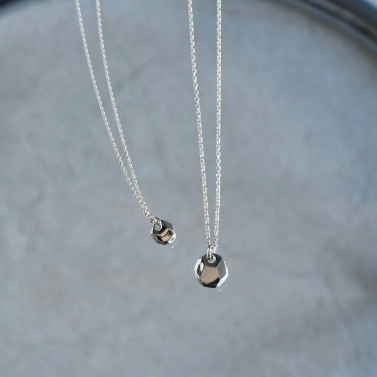 【お取り寄せ注文可能】Crockery Chip Pendant 2pcs Set