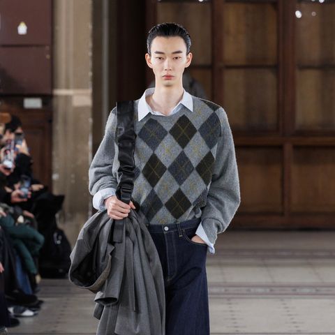 【再販売通知受付可能】Fine Wool Argyle Knit Crew Neck LS