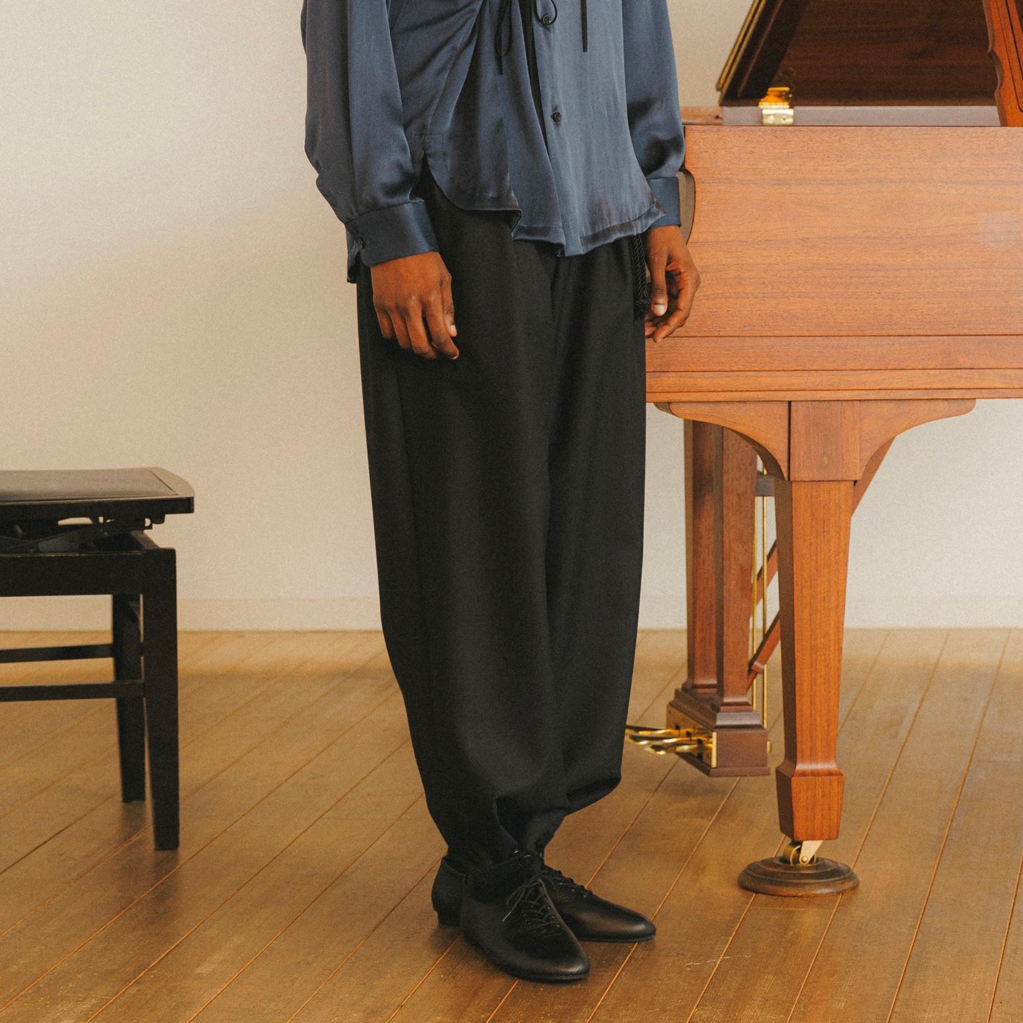 【残り一点】Squeeze Slacks