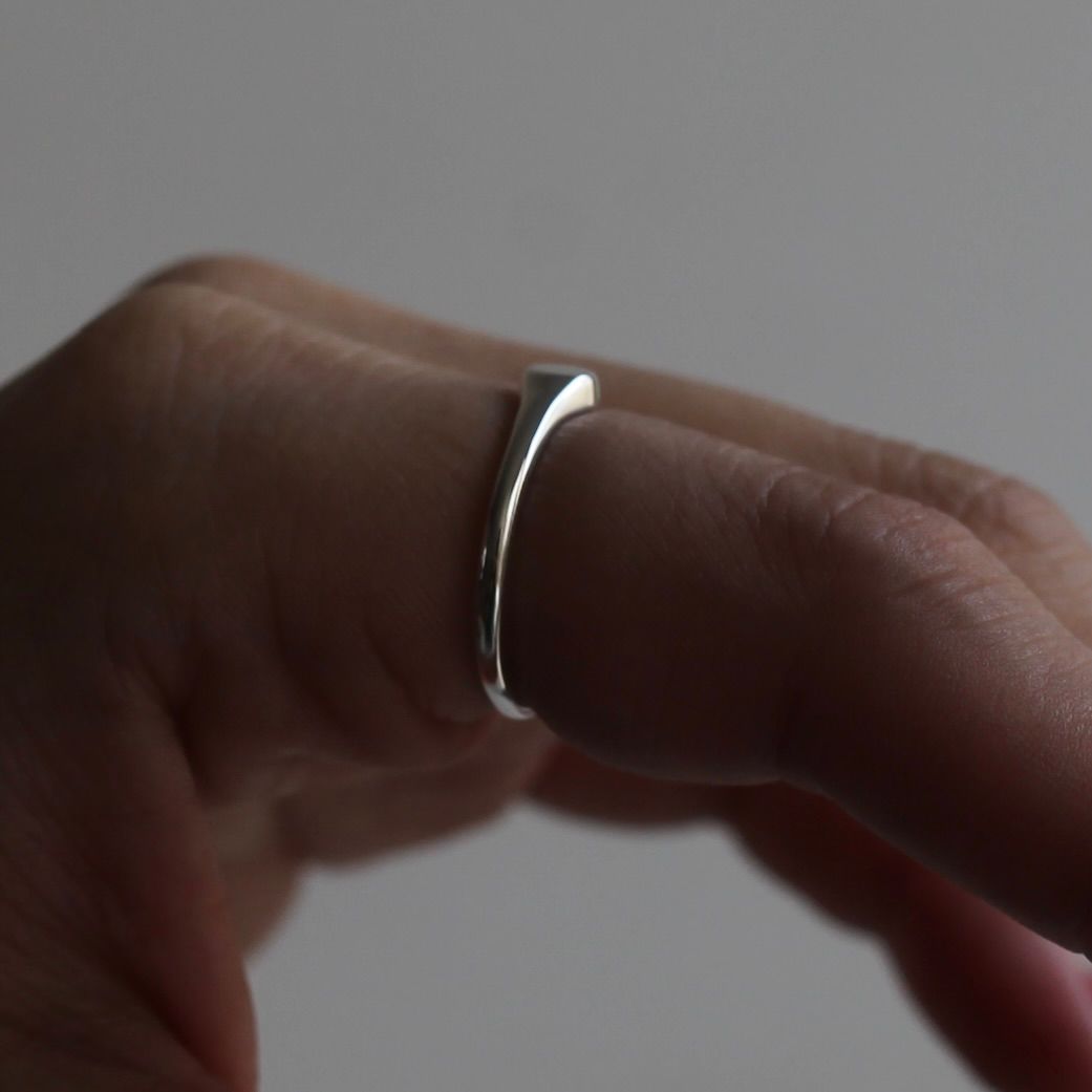 【残り一点】Oval Signet Minimal Ring S(4mm)