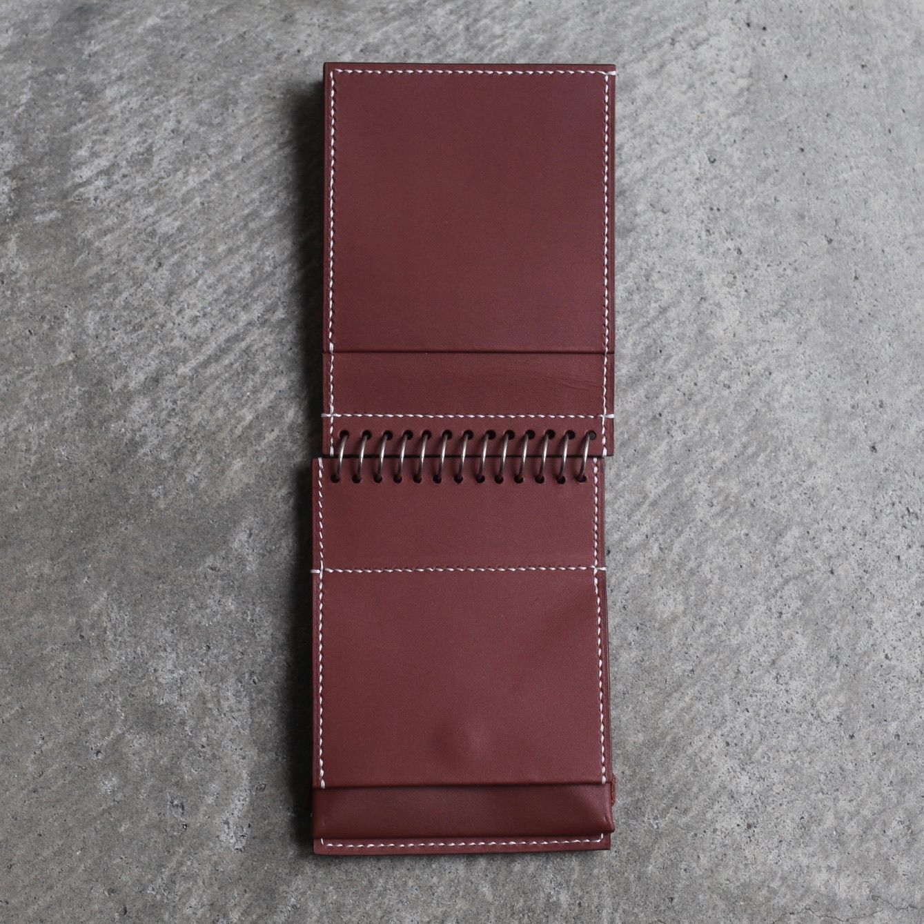 【残り一点】Coil Spring Wallet(MEMO_COW)