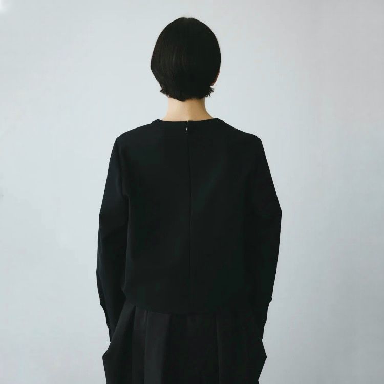 【残り一点】CLO Black Frill Pullover