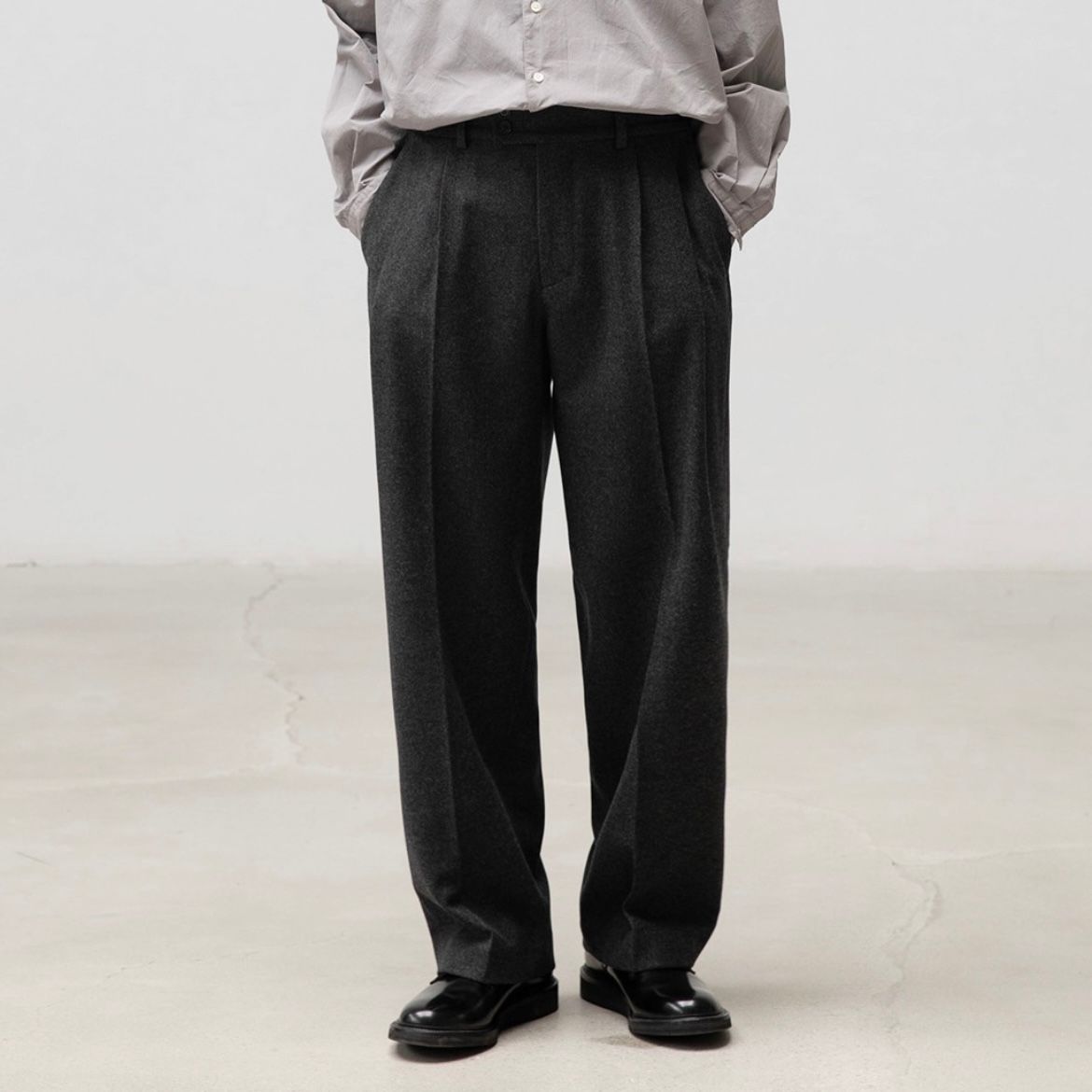 【残り一点】Santiago Mild Slacks