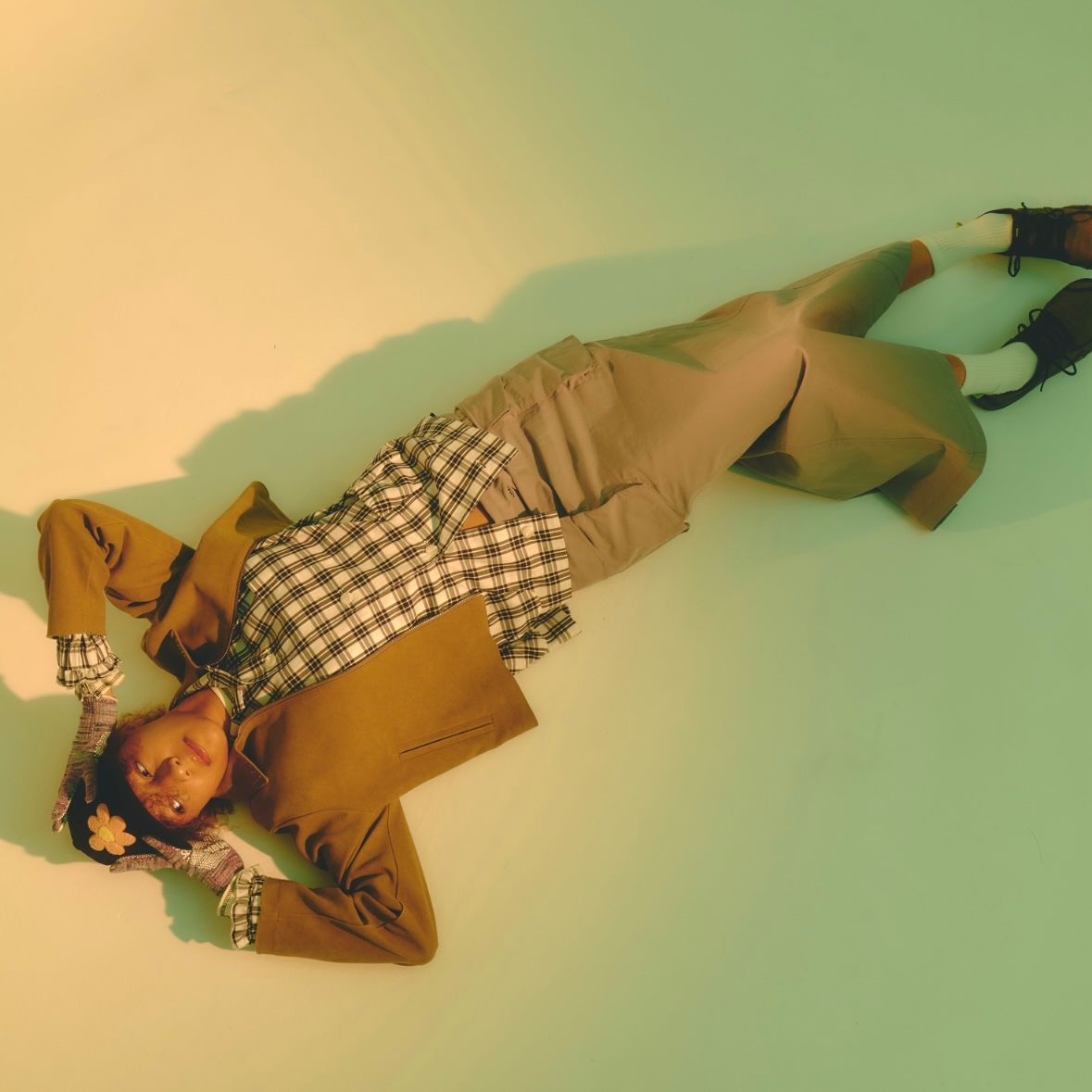 【残りわずか】Flower Chenill Corduroy Cap