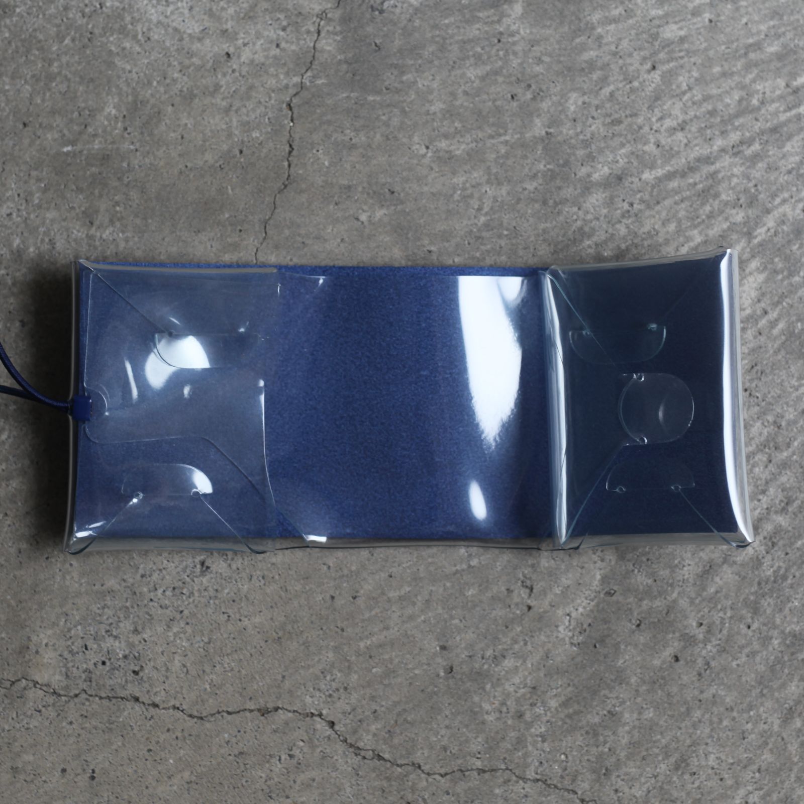 【残り一点】Seamless Compact Wallet "PVC"